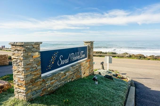 Sand Pebbles Inn All 5