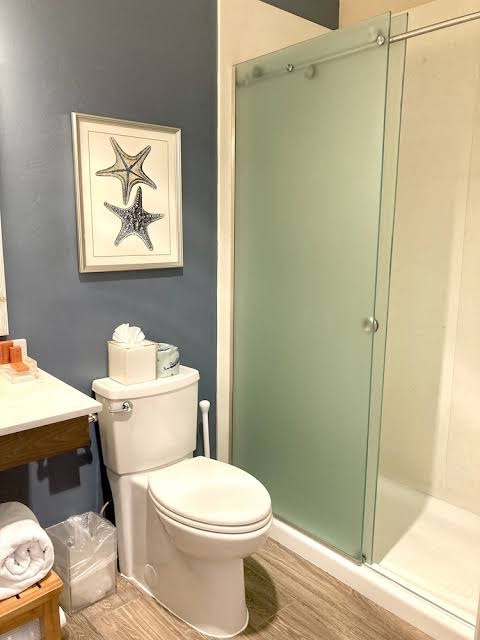 Sand Pebbles Inn Rooms 2