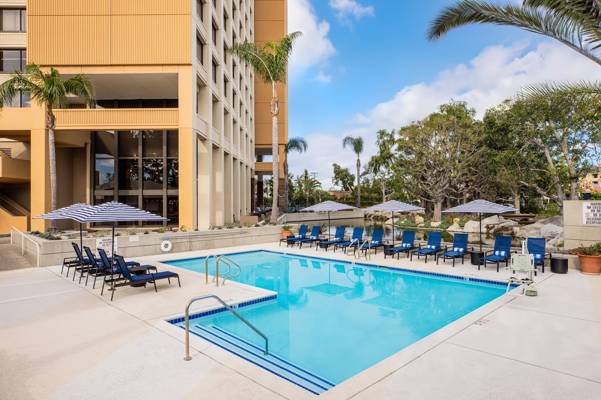 Hotel Fera Anaheim, a DoubleTree by Hilton All 4