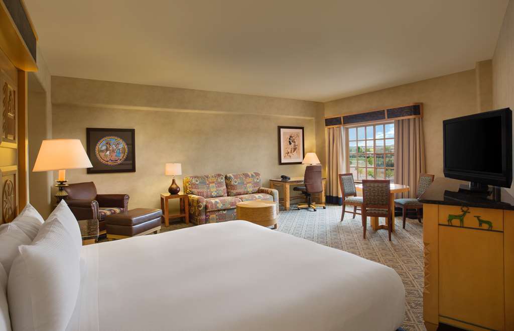 Hilton Santa Fe Buffalo Thunder Rooms 5