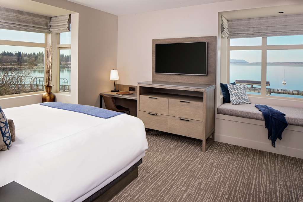 The Chrysalis Inn & Spa Bellingham, Curio Collection by Hilton Rooms 1