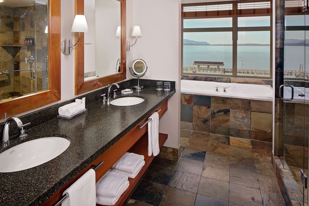 The Chrysalis Inn & Spa Bellingham, Curio Collection by Hilton All 4