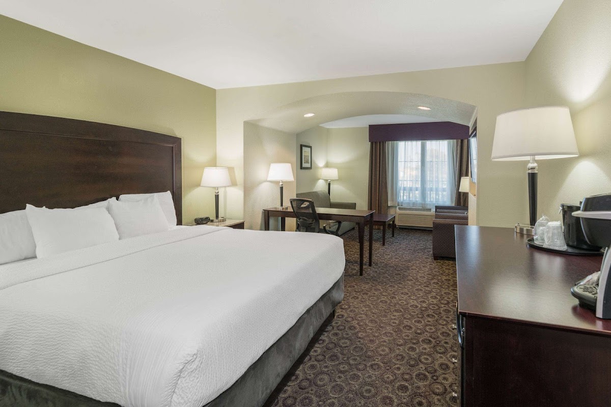 La Quinta Inn & Suites by Wyndham Las Vegas Airport South All 3
