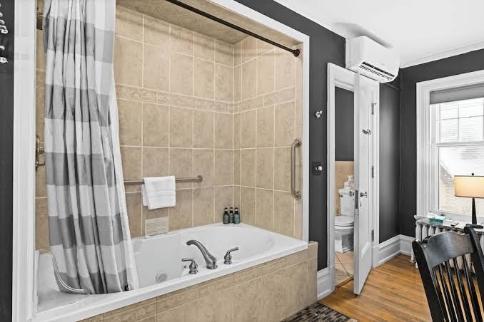 Historic Salyards Mansion by Heirloom Boutique Collection Rooms 3