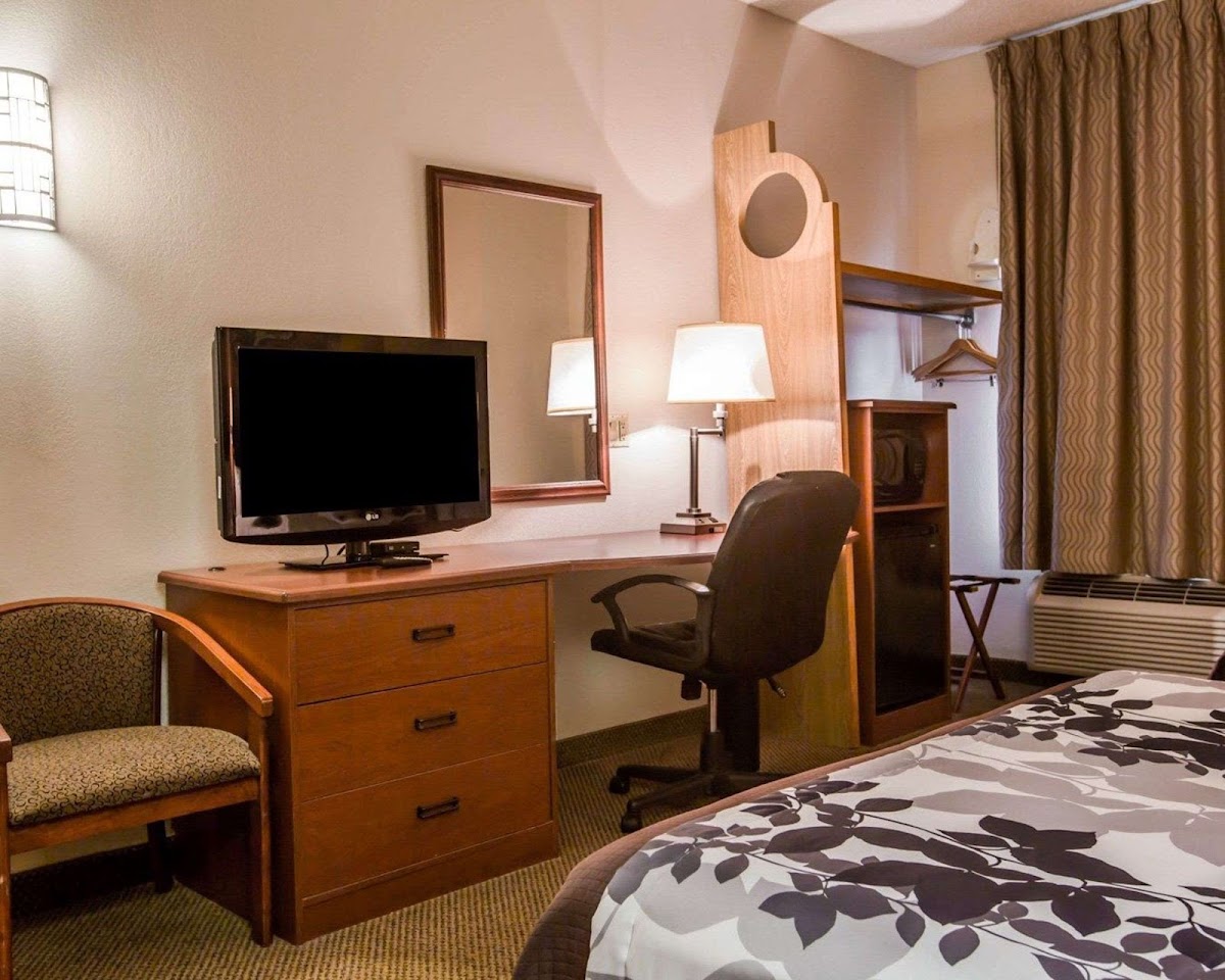 Sleep Inn Pelham Oak Mountain Rooms 2