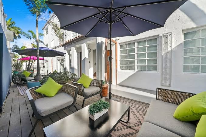 Chesterfield Hotel & Suites Rooms 2