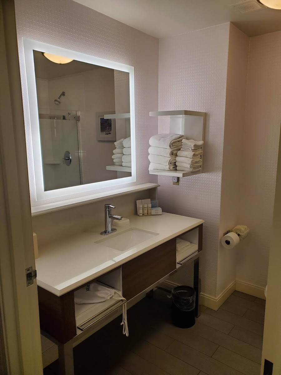 Hampton Inn & Suites Tacoma All 4