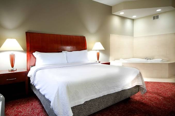 Hilton Garden Inn Elkhart Rooms 4