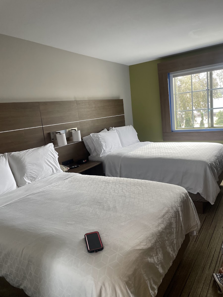 Holiday Inn Express & Suites San Diego-Escondido All 3