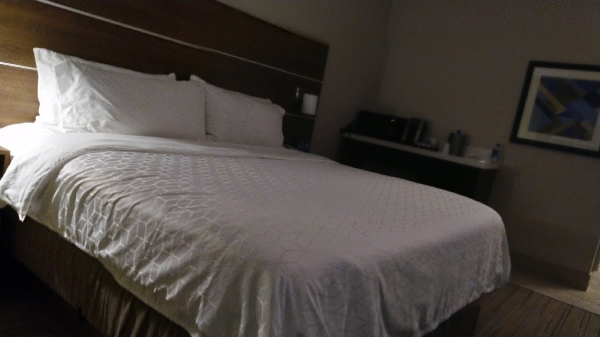 Holiday Inn Express & Suites San Diego-Escondido All 1