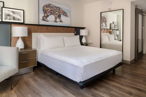 The Bidwell Marriott Portland All 4