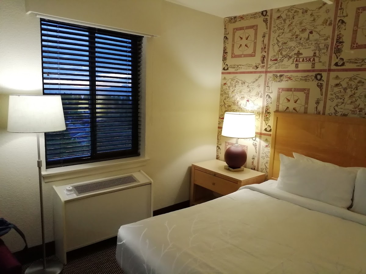 Inlet View Tower Rooms 2