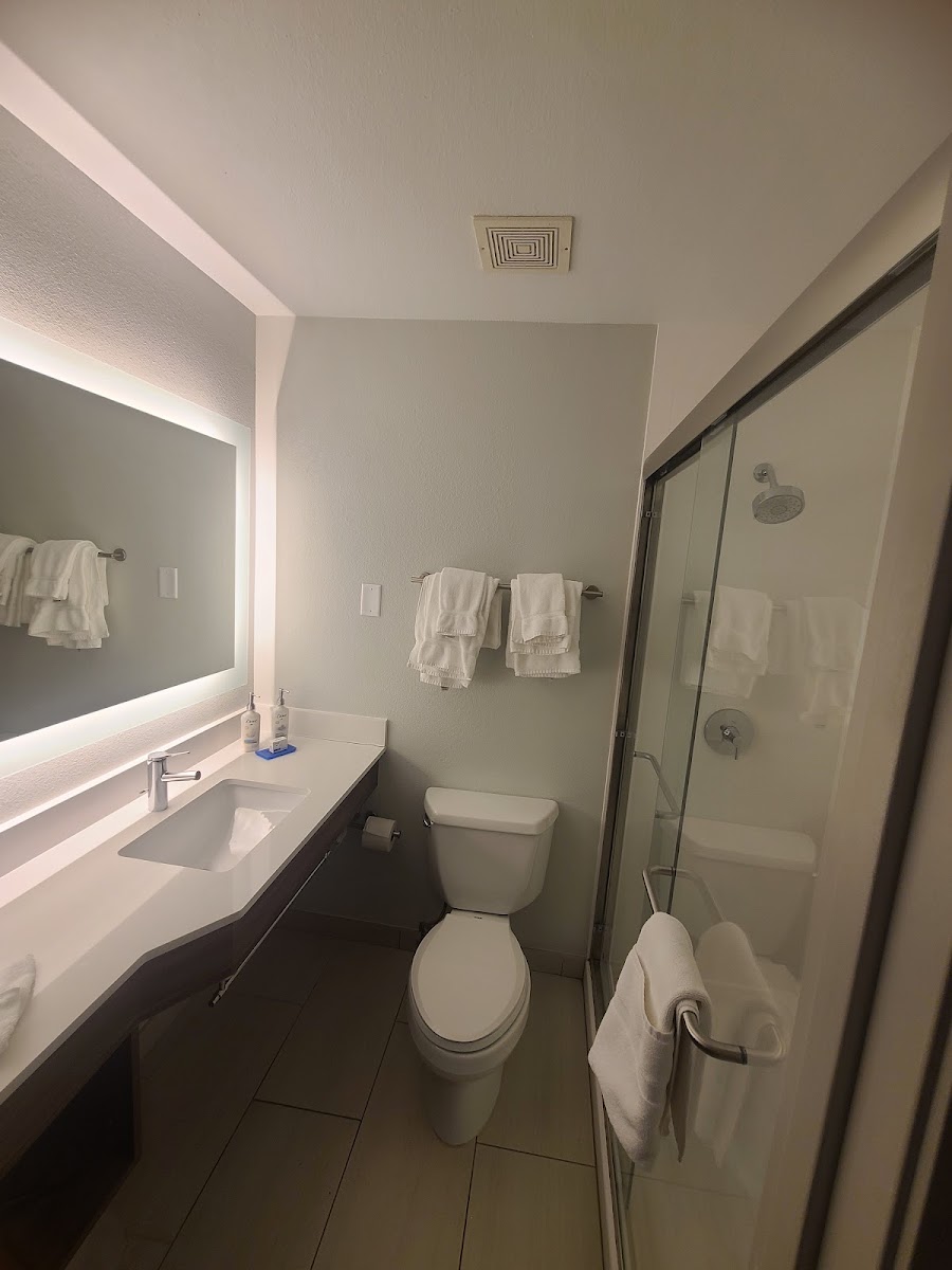 Holiday Inn Colorado Springs Airport, an IHG Hotel All 4