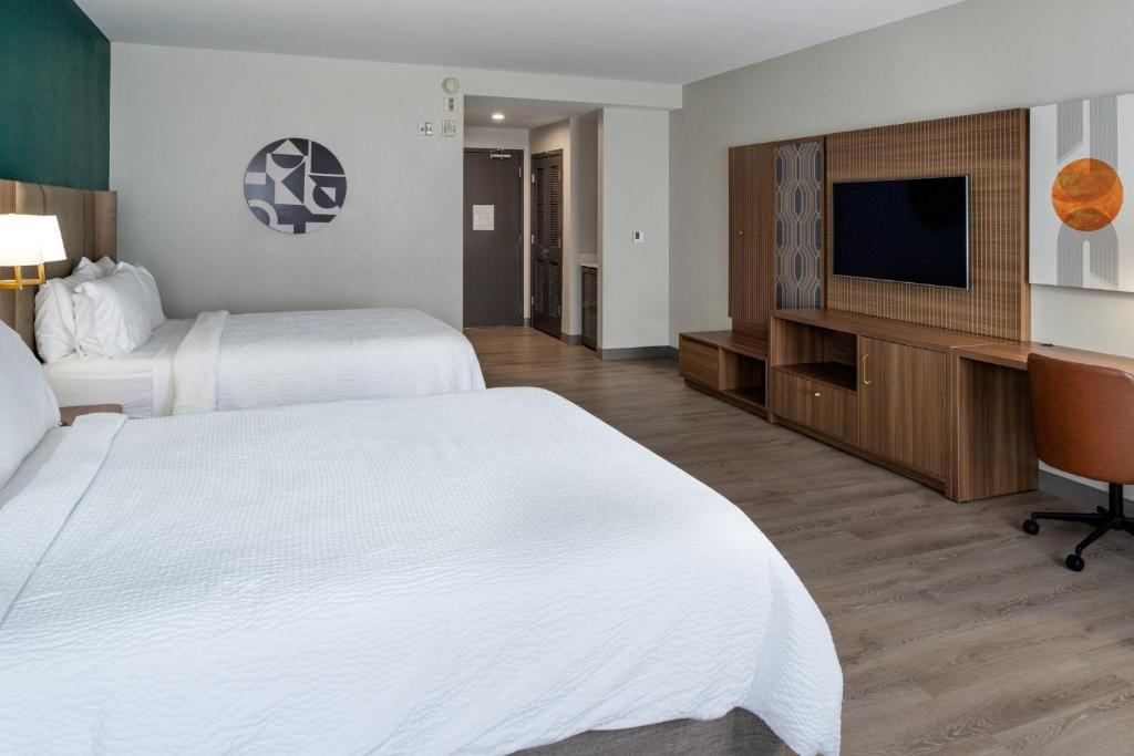 Holiday Inn Rock Hill by IHG Rooms 5