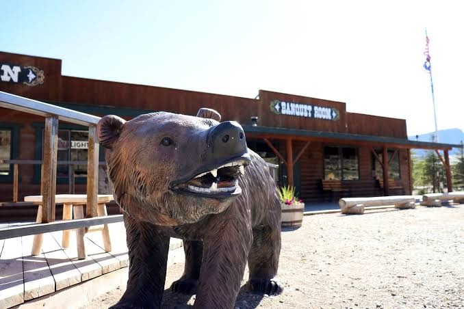 Yellowstone Valley Inn & RV Park