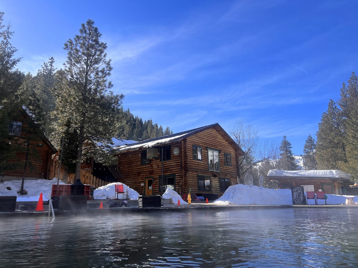 Trinity Hot Springs