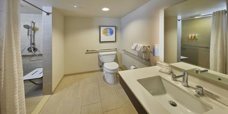 Hilton Hawaiian Village Waikiki Beach Resort All 5