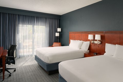 Courtyard by Marriott Melbourne West Rooms 1