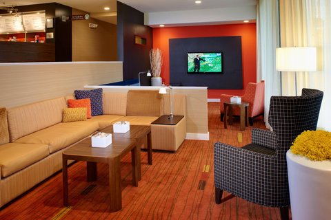 Courtyard by Marriott Lexington North Rooms 3