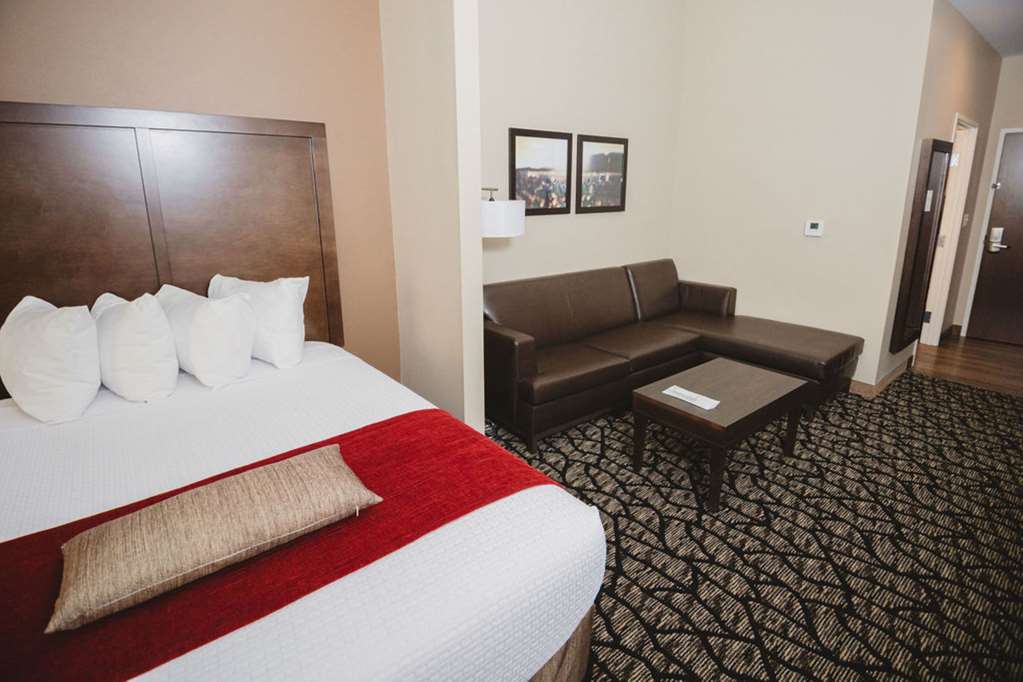 Best Western Plus Lakeview Hotel All 2