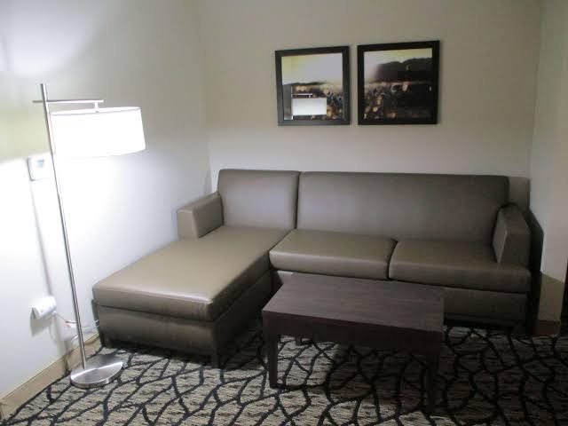 Best Western Plus Lakeview Hotel Rooms 5