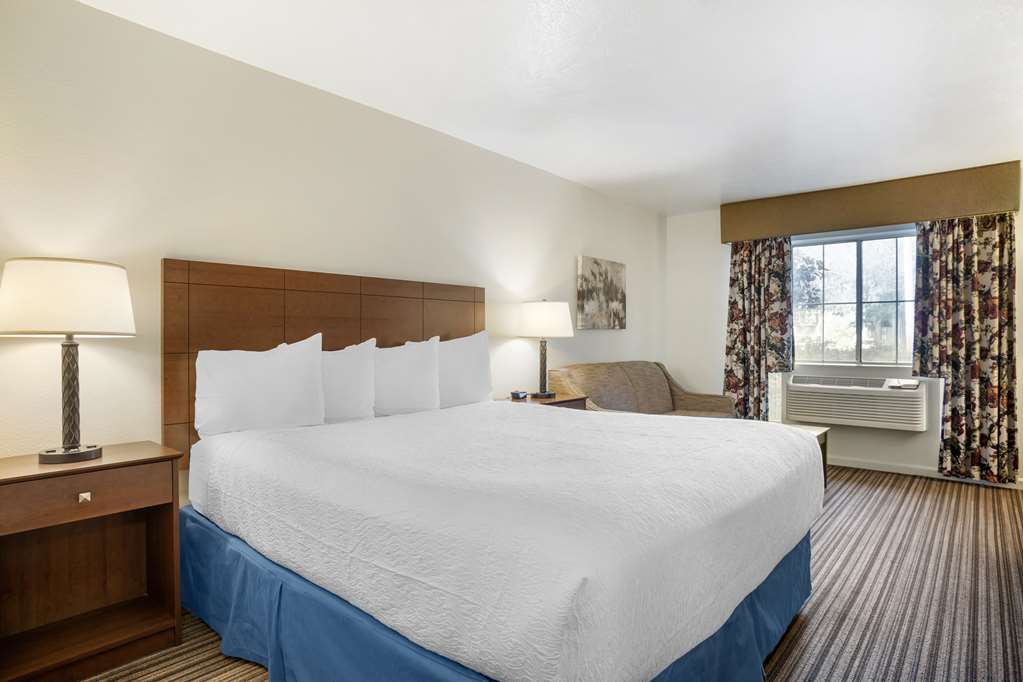 Best Western Clovis Cole Rooms 4