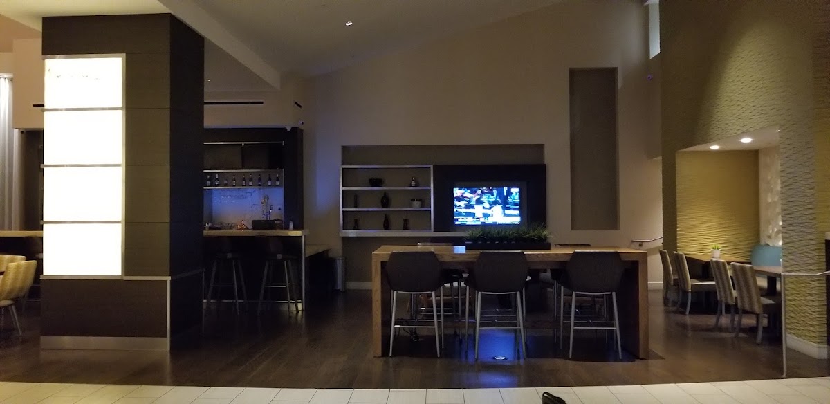 Delta Hotels Phoenix Mesa Rooms 4
