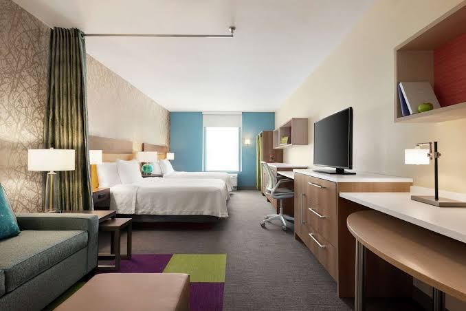 Home2 Suites by Hilton Overland Park Rooms 5