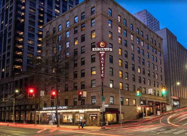 Executive Hotel Pacific