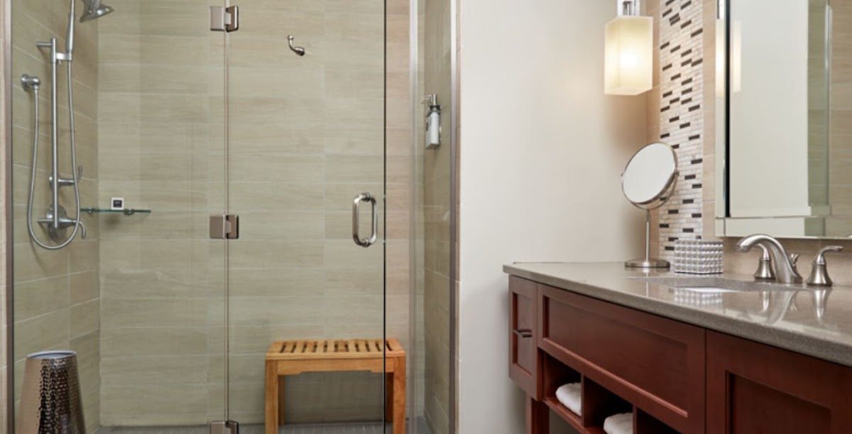 Rizzo Center, a Destination by Hyatt Hotel All 4