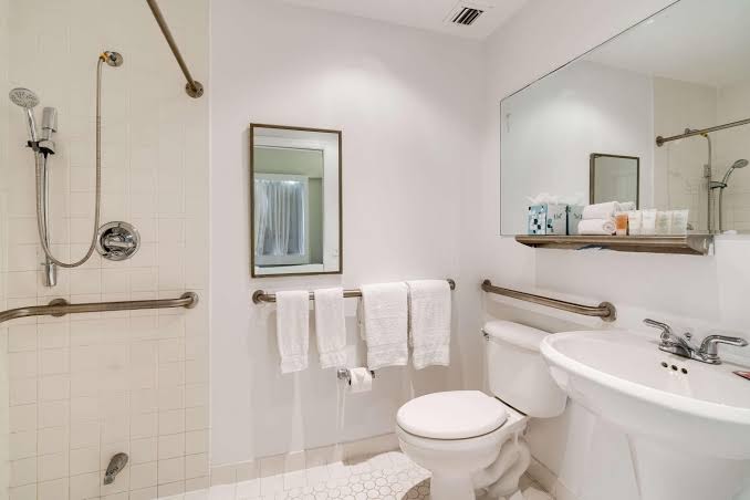 Crest Hotel Suites All 2