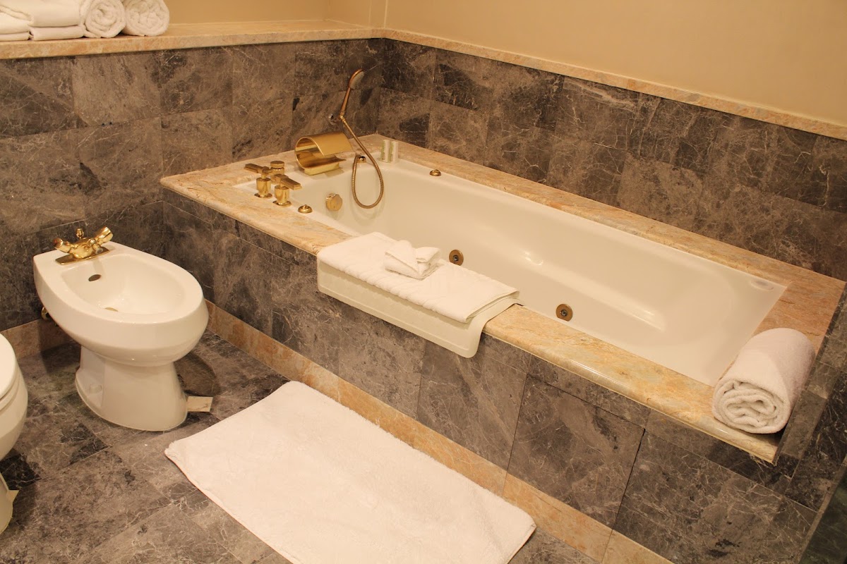DoubleTree by Hilton Hotel Los Angeles Downtown Rooms 3
