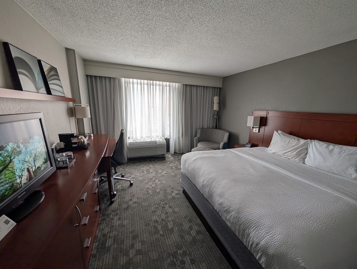Courtyard by Marriott Louisville Downtown All 1