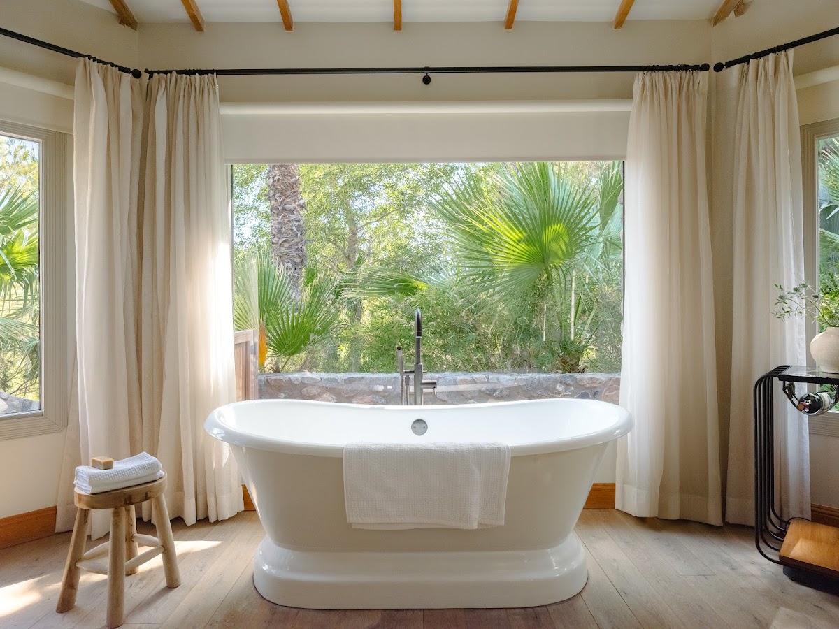 Two Bunch Palms Rooms 2
