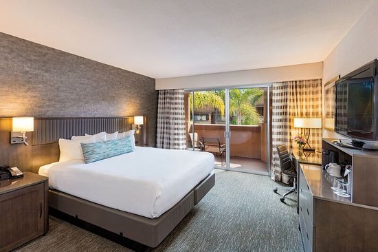 Handlery Hotel San Diego All 5