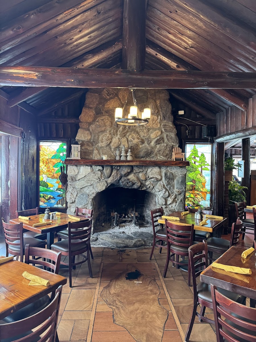 Big Sur River Inn Rooms 3