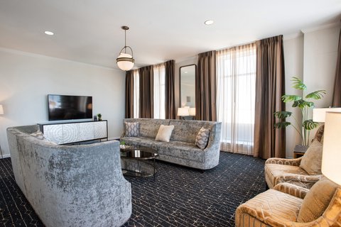 Magnolia Hotel Houston, a Tribute Portfolio Hotel All 5