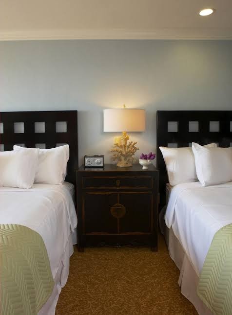 Blue Dolphin Inn Rooms 4
