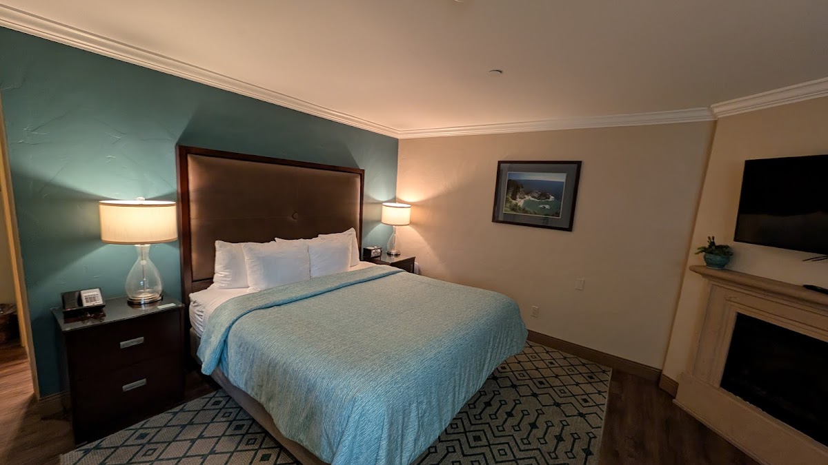 Blue Dolphin Inn All 4