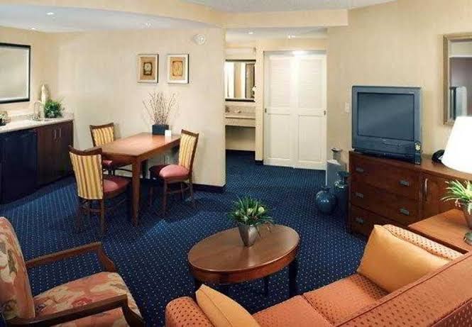 Courtyard by Marriott Oklahoma City Downtown All 5