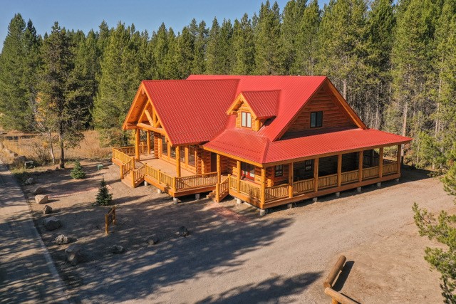 Pond's Lodge All 3