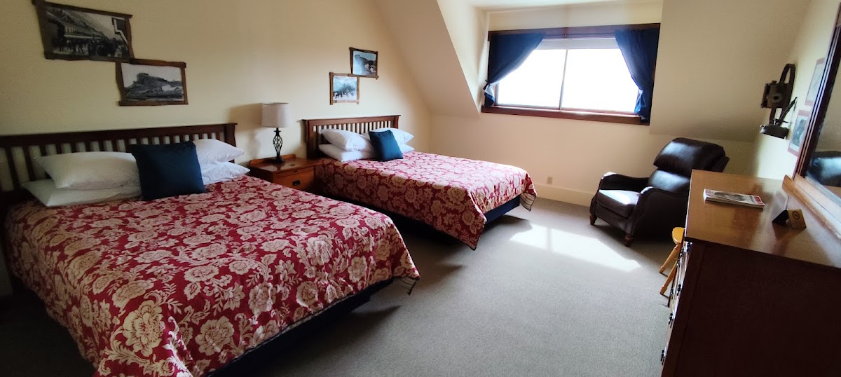 Kennicott Glacier Lodge Rooms 4