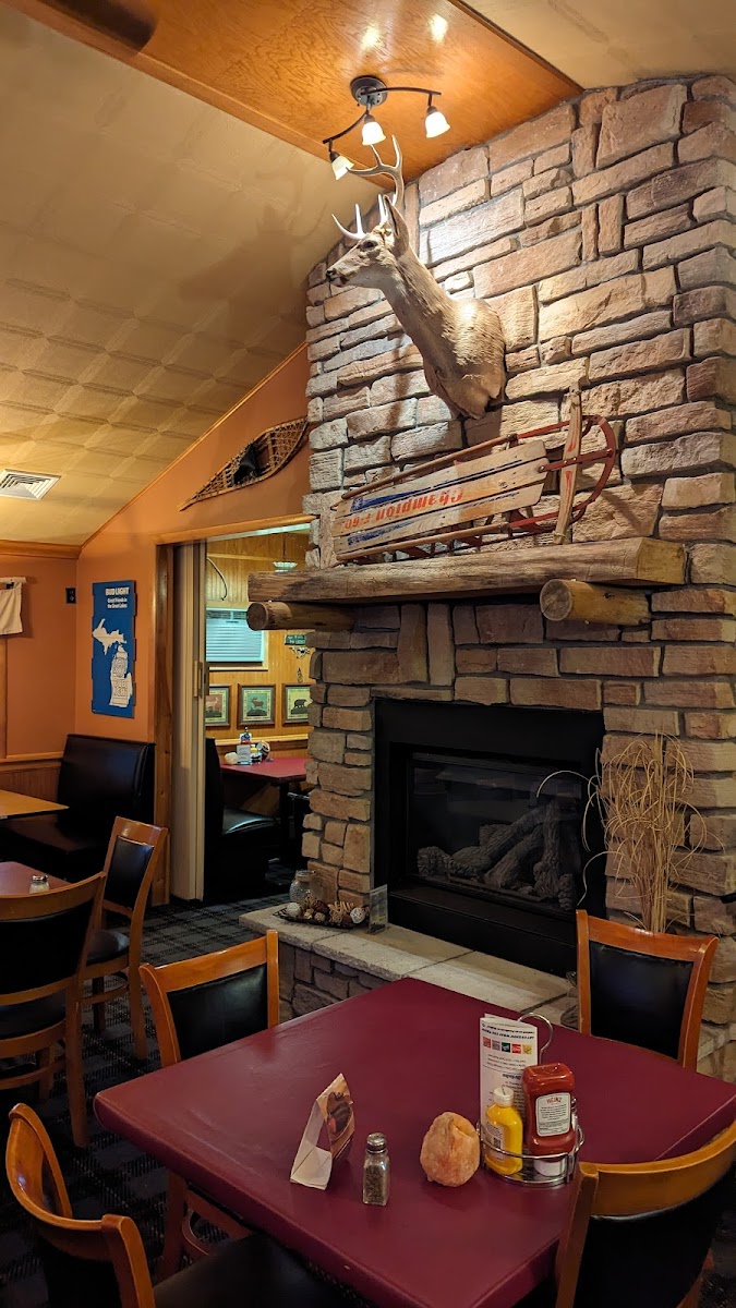 The Driftwood Motel Restaurant & Sports Bar Rooms 1