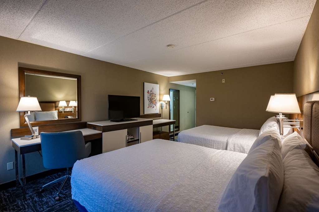 Hampton Inn San Diego-Kearny Mesa Rooms 5