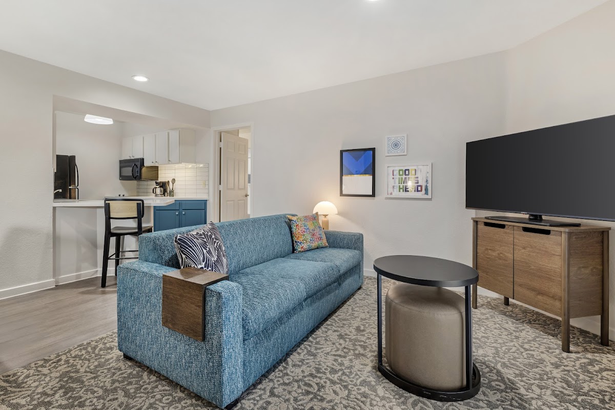Sonesta ES Suites Chatsworth Rooms 3