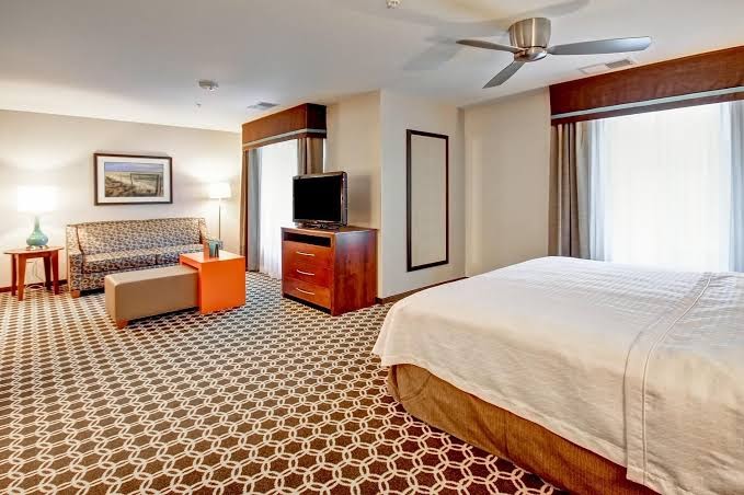 Homewood Suites by Hilton Greeley Rooms 5