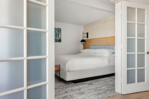 Marina del Rey Marriott Rooms 1