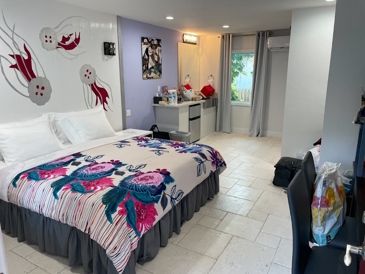 Retreat at Crystal Manatee Rooms 5