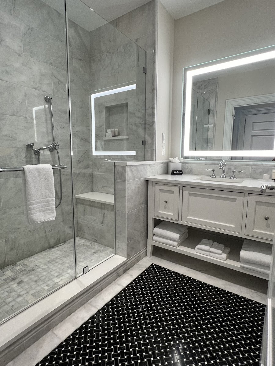 The Equestrian Hotel Rooms 5